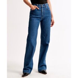 Abercrombie & Fitch High Rise 90s Relaxed Jean